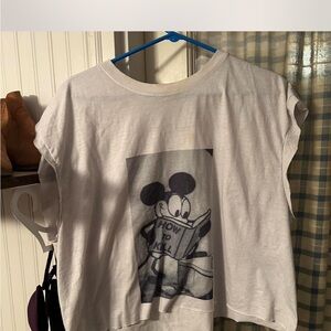 Casual White Graphic Tee